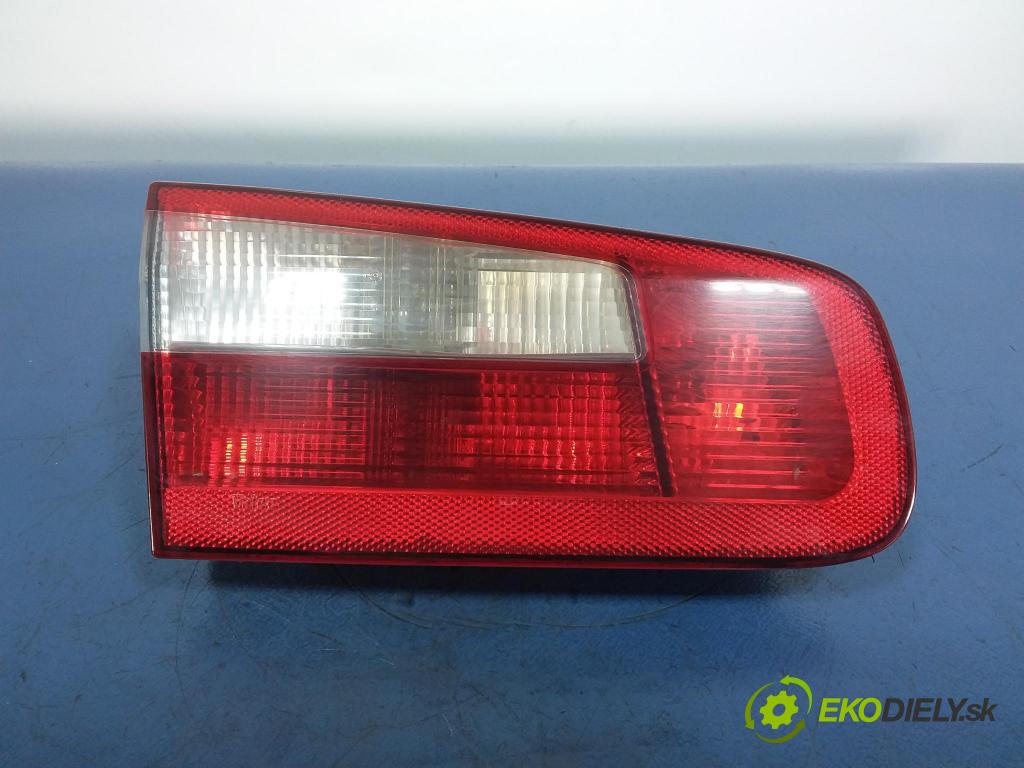 Renault Laguna 2001 světlo Vy levá Vnitřní 8200002475