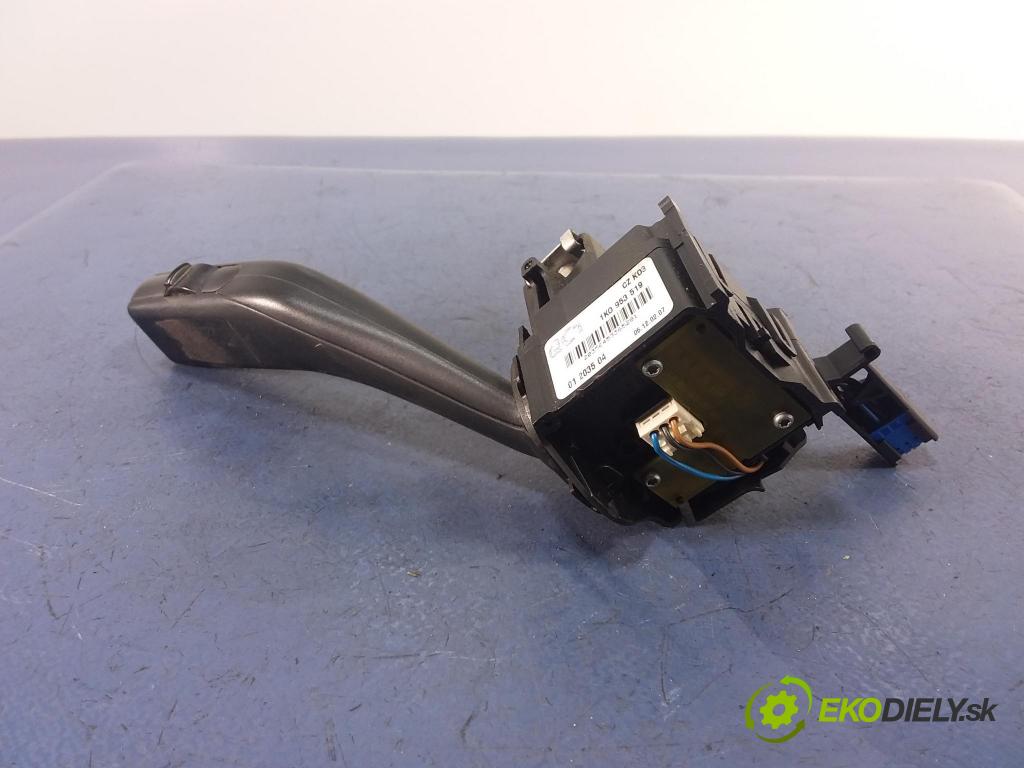 Vw Caddy 2006 Bunda: 1K0953519