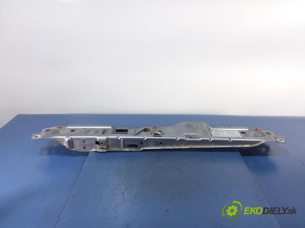 Opel Corsa 2003 výztuha Čelní / stěna Přední