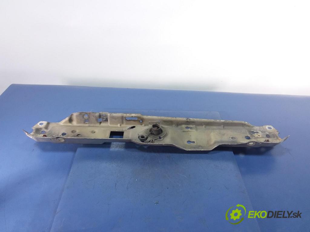 Opel Corsa 2003 výztuha Čelní / stěna Přední 