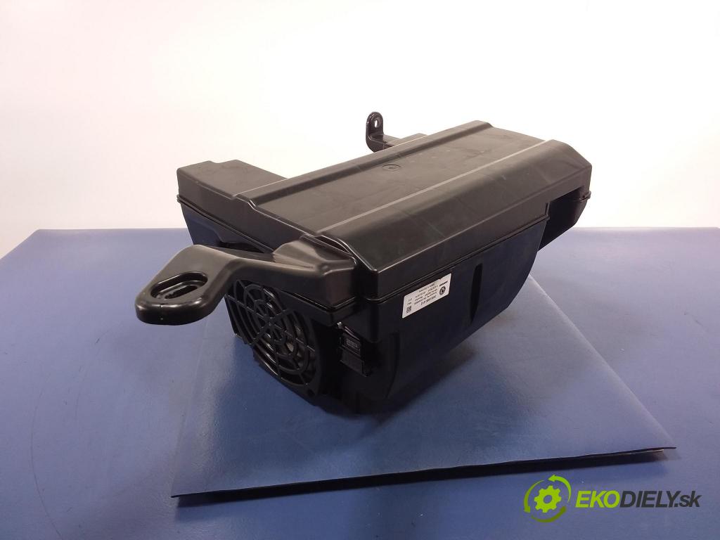 Skoda Superb 2016 Rečník: / Subwoofer: 3V0035412