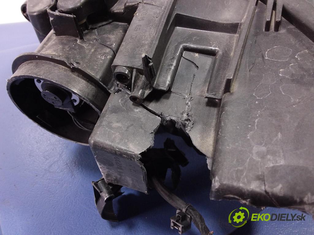 Seat Ateca 0 Reflektor: v pravo: 576941008F