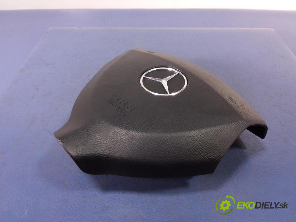 Mercedes A-klasa 2006 kokpit,pristrojová doska