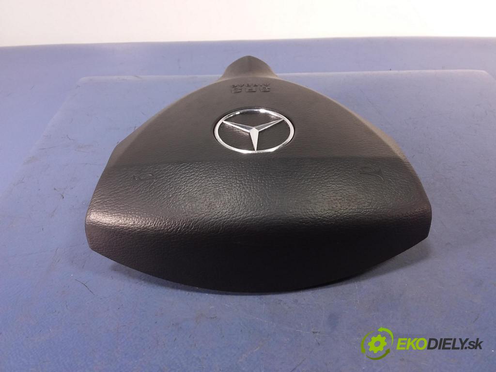Mercedes A-klasa 2006 kokpit,pristrojová doska