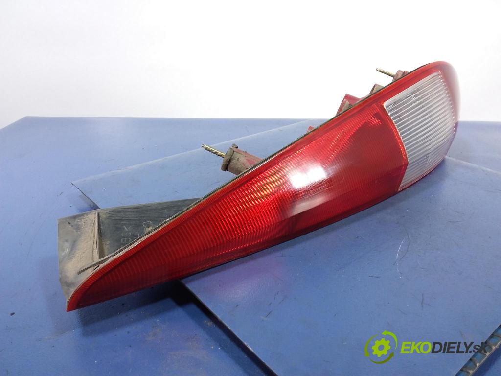 Ford Mondeo 2001 svetlo / reflektor zad Prava: Vonkajsia: 1S71-13404-C