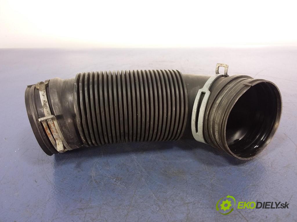 Vw Touran 2006 trubka Vzduch: 1K0129684B