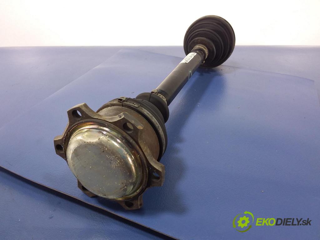 Vw Passat 2001 poloos Prava: Predné 8D0407272BC