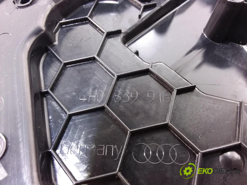 Audi A8 2016 zámek dveře Zad: v pravo: 4H0839016D
