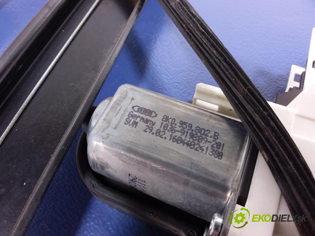 Audi A8 2016 mechanizmus okná Okná: Predné v pravo: 4H0837462B