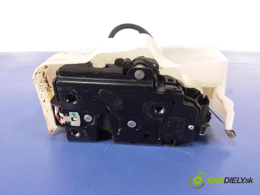 Vw Touran 2011 zámok dvere Predné Vľavo: 3D1837015AR