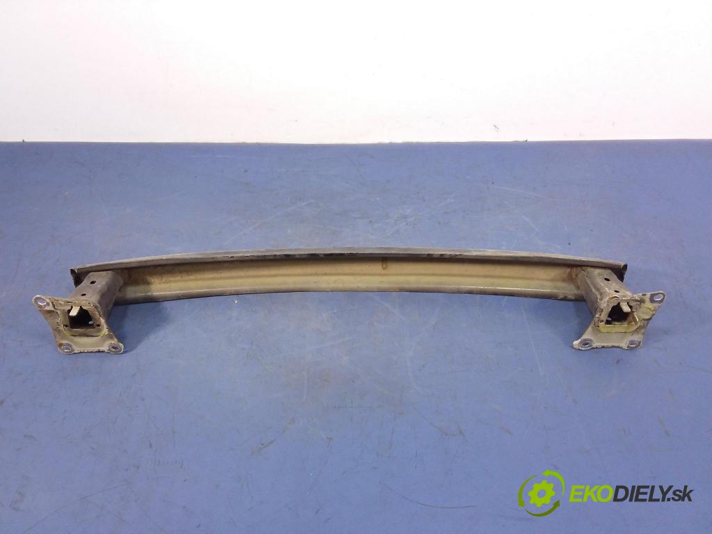 Skoda Octavia 2009 výztuha narazník Zad: 