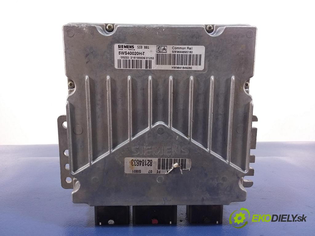 Peugeot 307 2001 řídící jednotka Motor: 9644895180