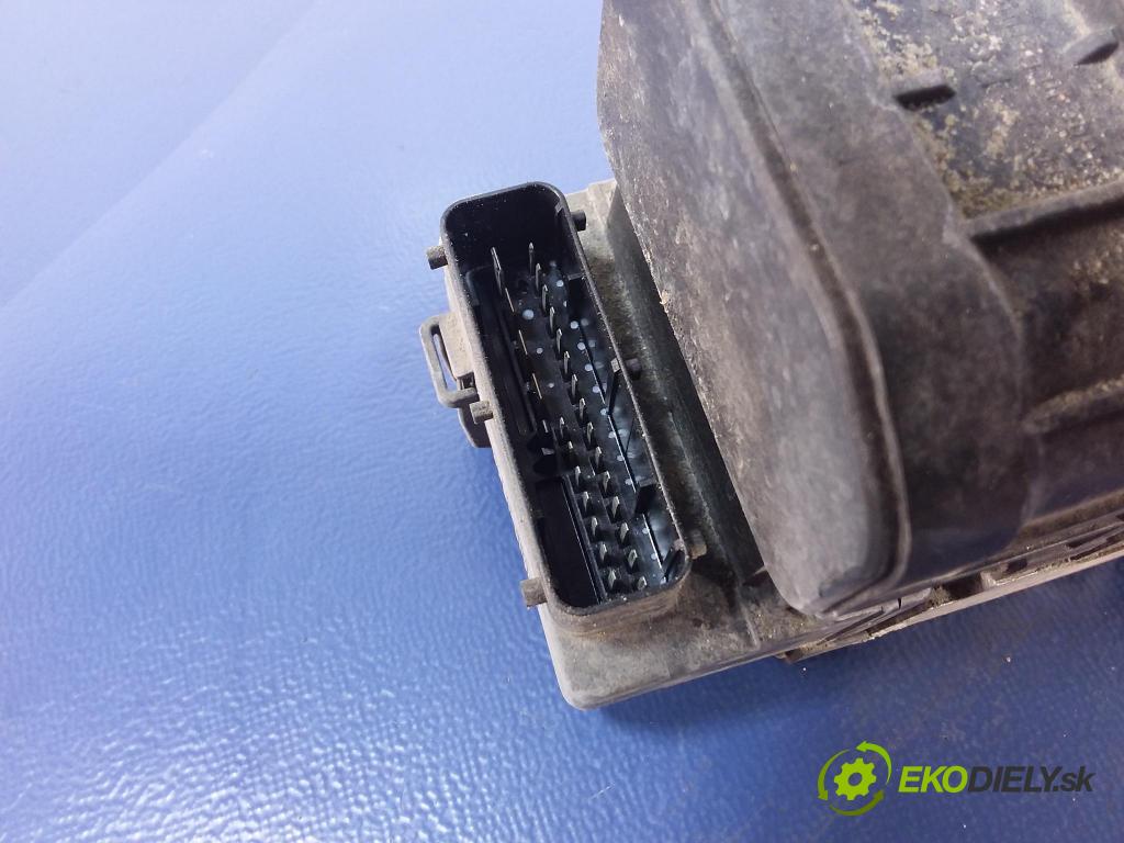 Peugeot 306 2001 čerpadlo ABS x 9636084480