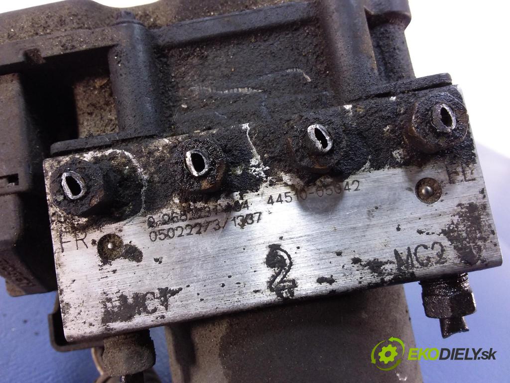 Toyota Avensis 2005 čerpadlo ABS x 44510-05042