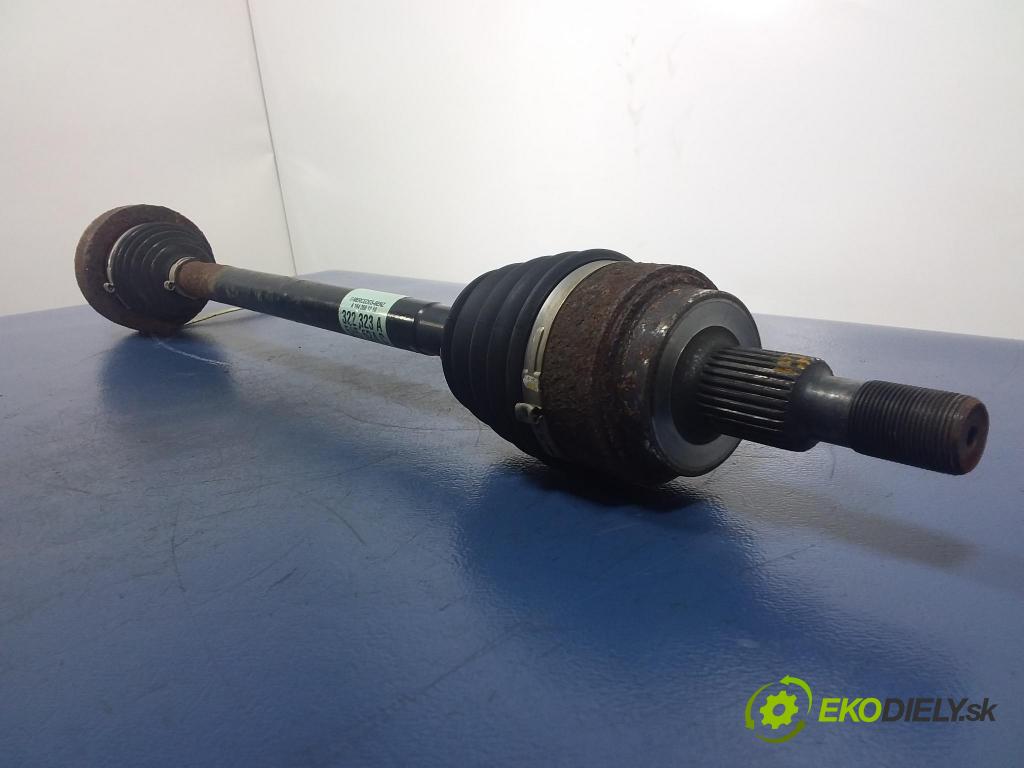 Mercedes ML 2006 poloos Prava: zad A1643501210