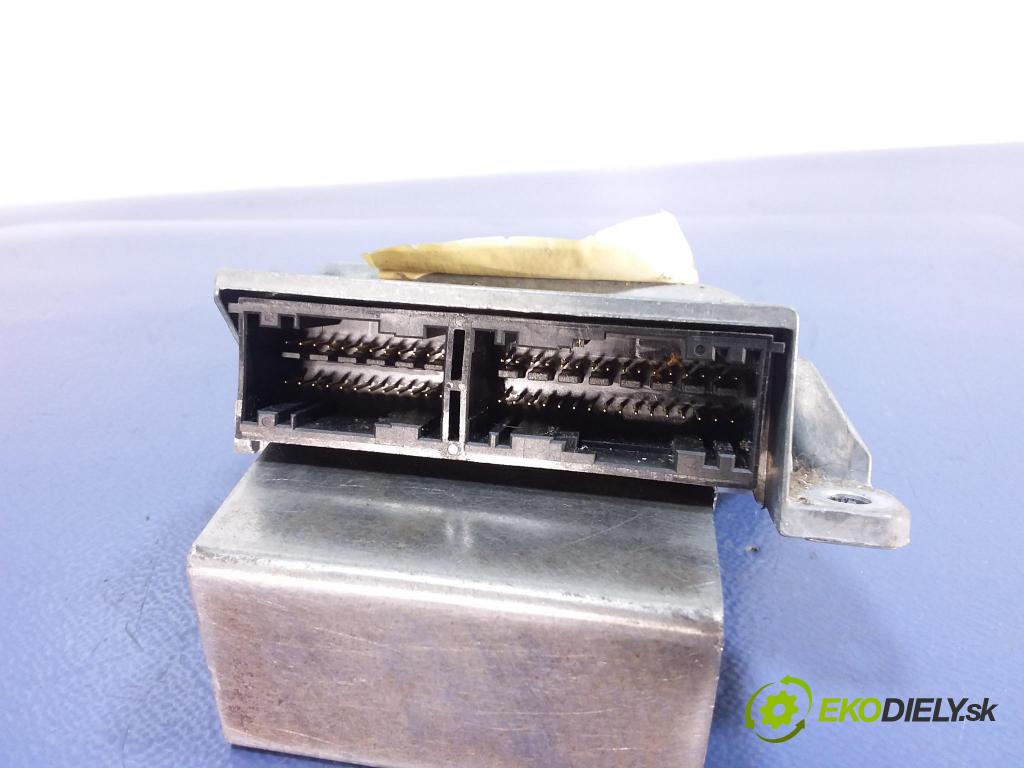 Citroen C5 2009 kokpit,pristrojová doska 9682190980
