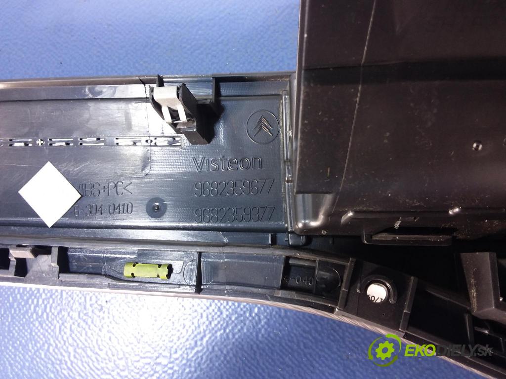 Citroen C5 2009 kokpit,pristrojová doska 9682359377