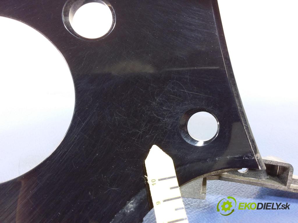 Honda Civic 2006 kokpit,pristrojová doska 78121-SMG-G01