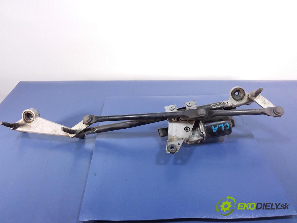 Mercedes Cla 2014 mechanismus motorek Stěrače: před A1768200040