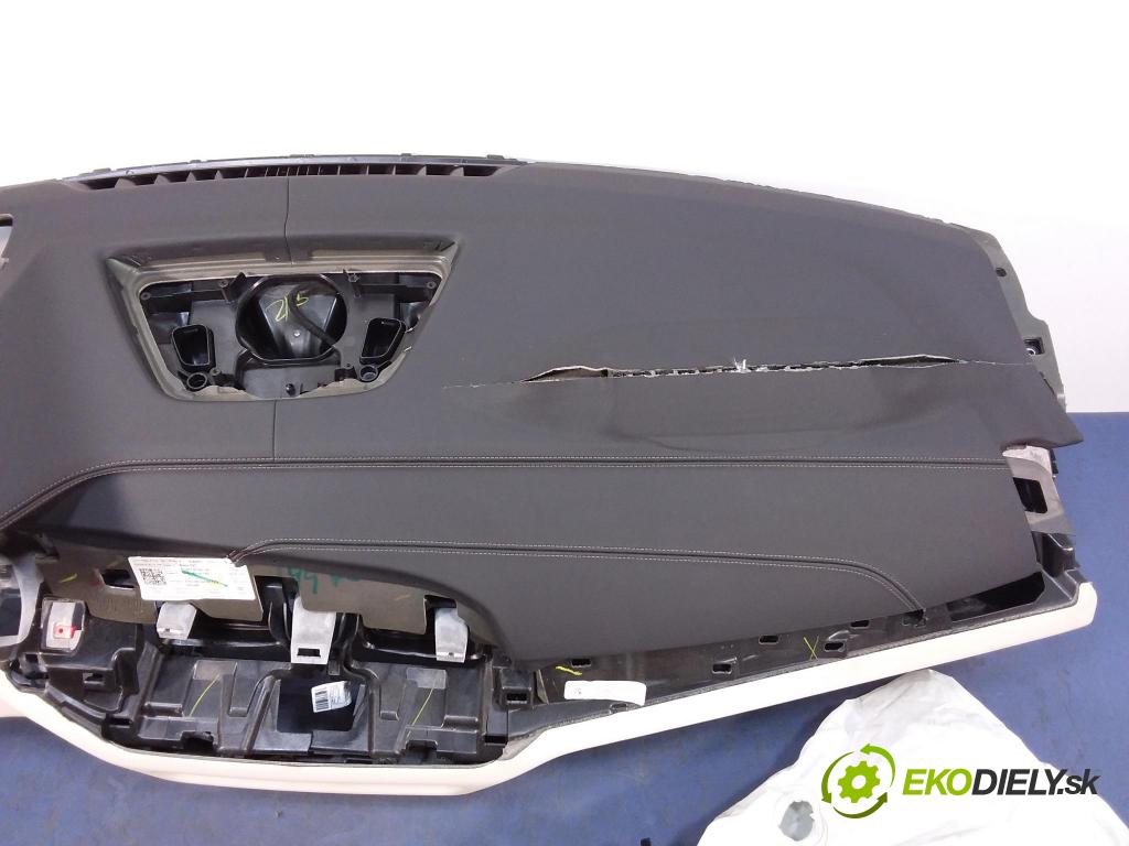 Bmw X7 2019 kokpit,pristrojová doska