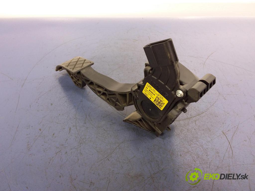 Skoda Fabia 2016 pedal Plyn: 6C1721503B