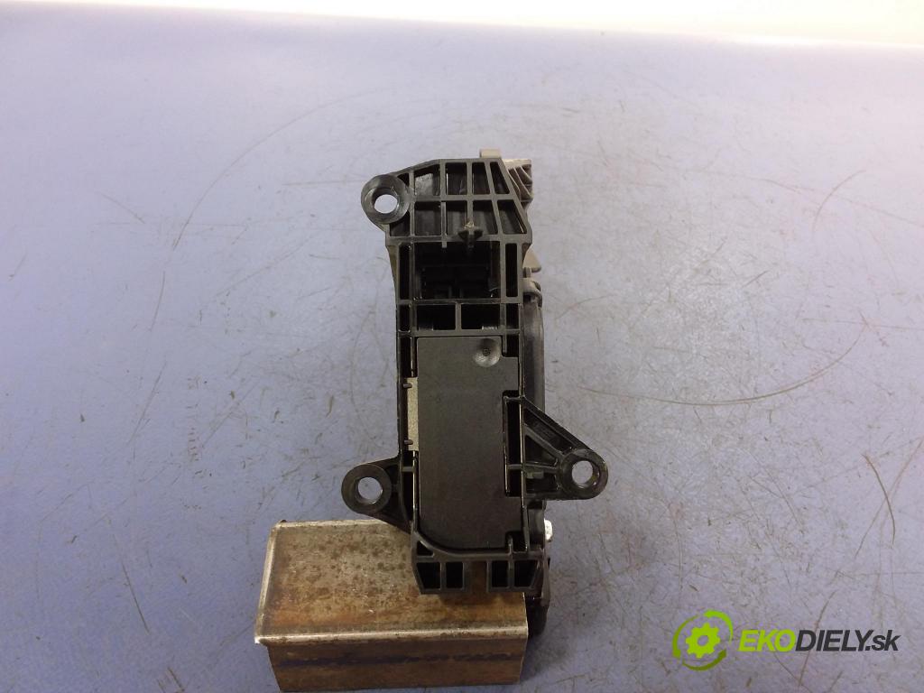 Skoda Fabia 2016 pedal Plyn: 6C1721503B