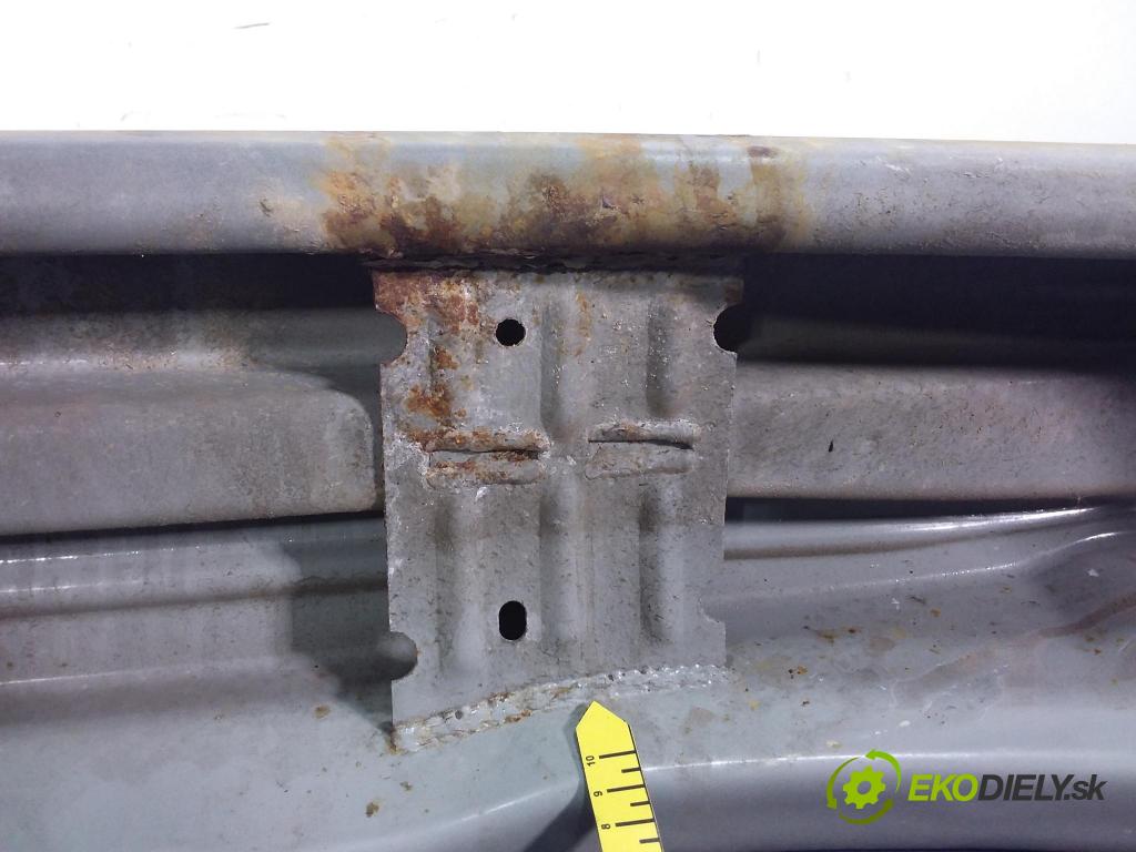 Volvo S40/V40 2013 výztuha narazník Zad: 