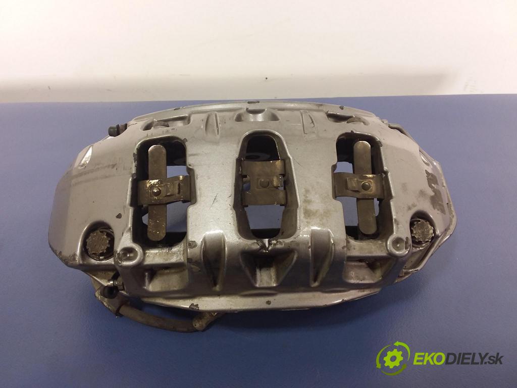 Audi A8 2012 brzdič Predné v pravo: