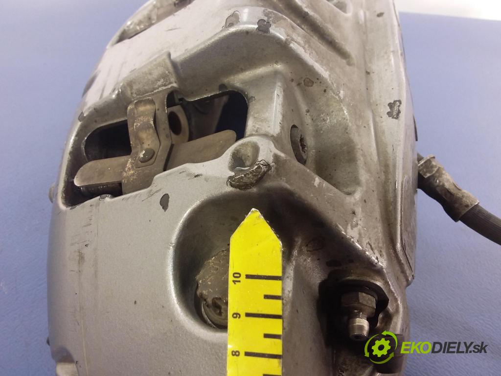 Audi A8 2012 brzdič Predné v pravo: