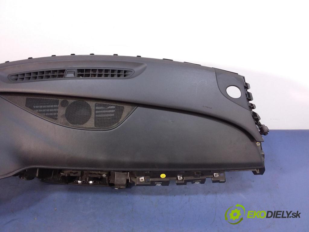 Audi A8 2012 kokpit,pristrojová doska Distribúcia: 4H1857009