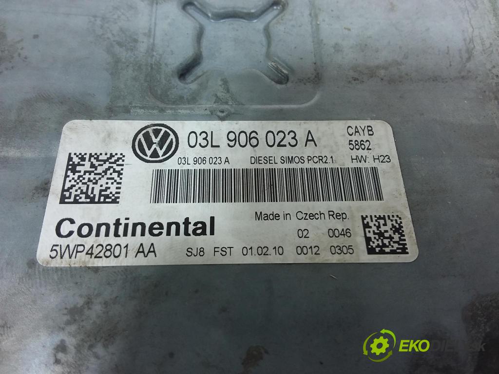 Vw Golf 2010 řídící jednotka Motor: 03L906023A