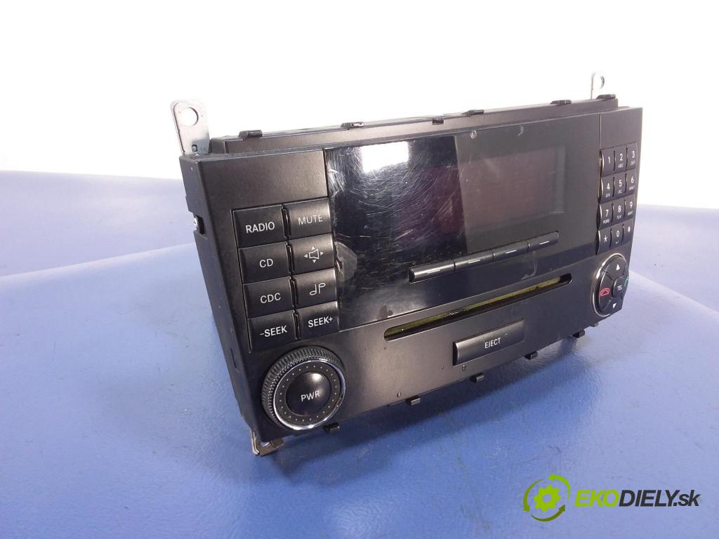 Mercedes C-klasa 2007 Radio I Navigácia: A2038707389