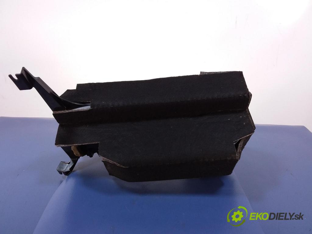 Audi A6 1999 Mluvčí: Subwoofer: 4B9035382