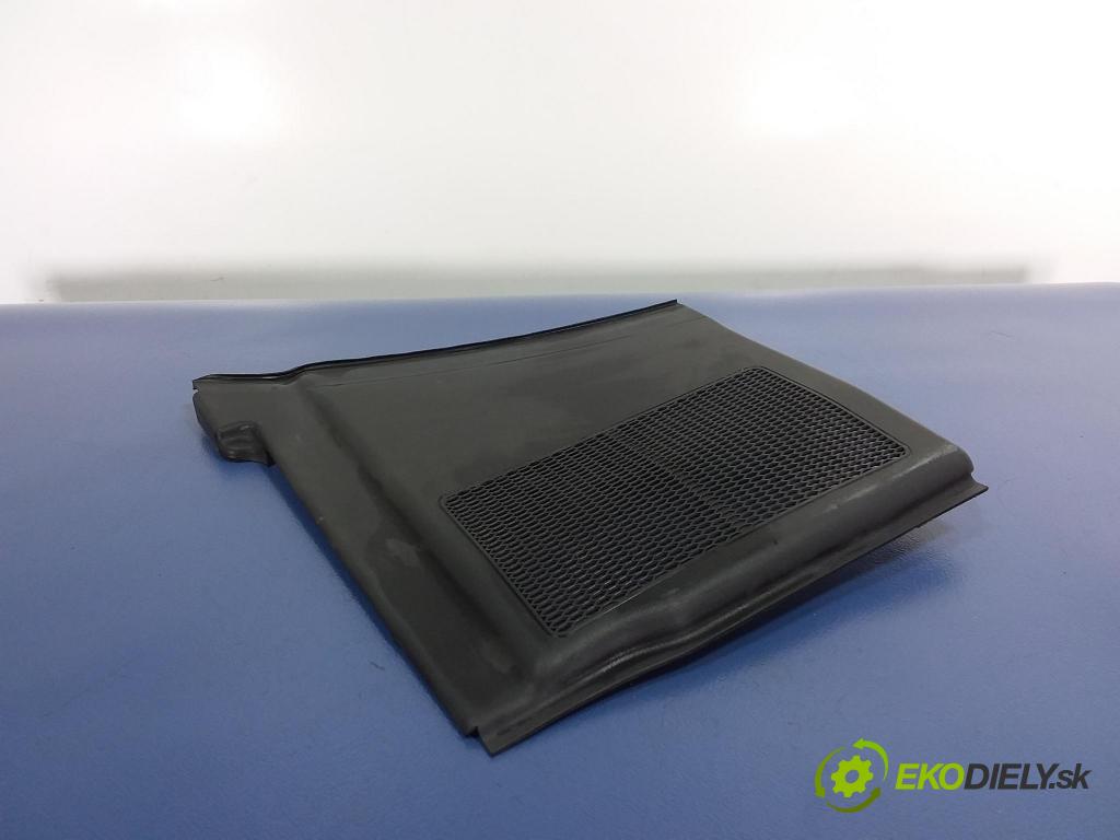 Audi A4 2003 torpédo 8E1819447A