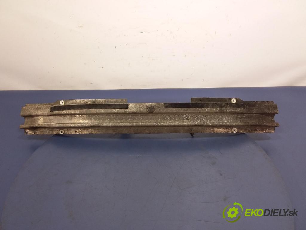 Audi A4 2003 výztuha narazník Zad: 8E0807313A