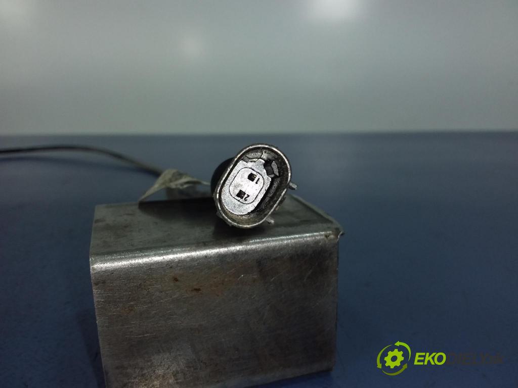 Bmw Seria 8 0 snímač ABS 6874637