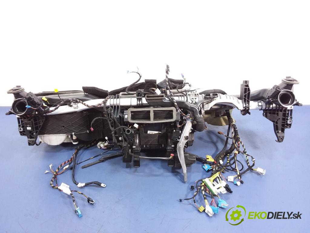 Mercedes S-klasa 2014 radiator A2228305301