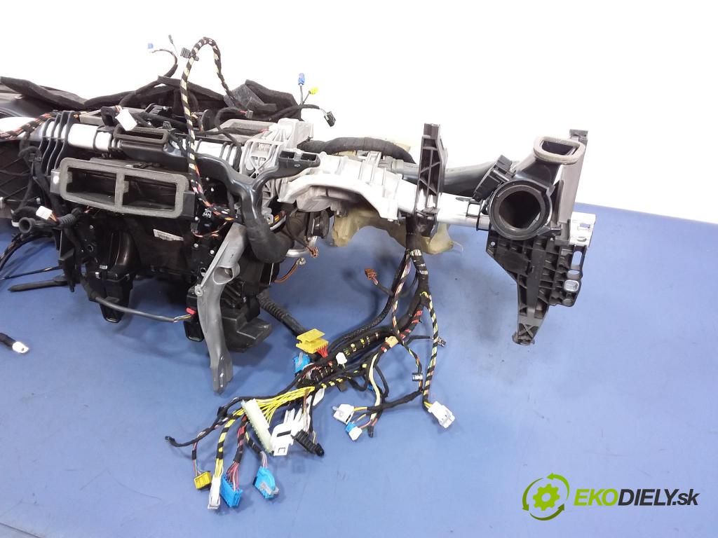 Mercedes S-klasa 2014 radiator A2228305301