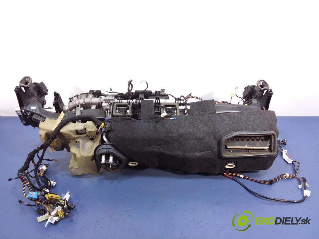 Mercedes S-klasa 2014 radiator A2228305301