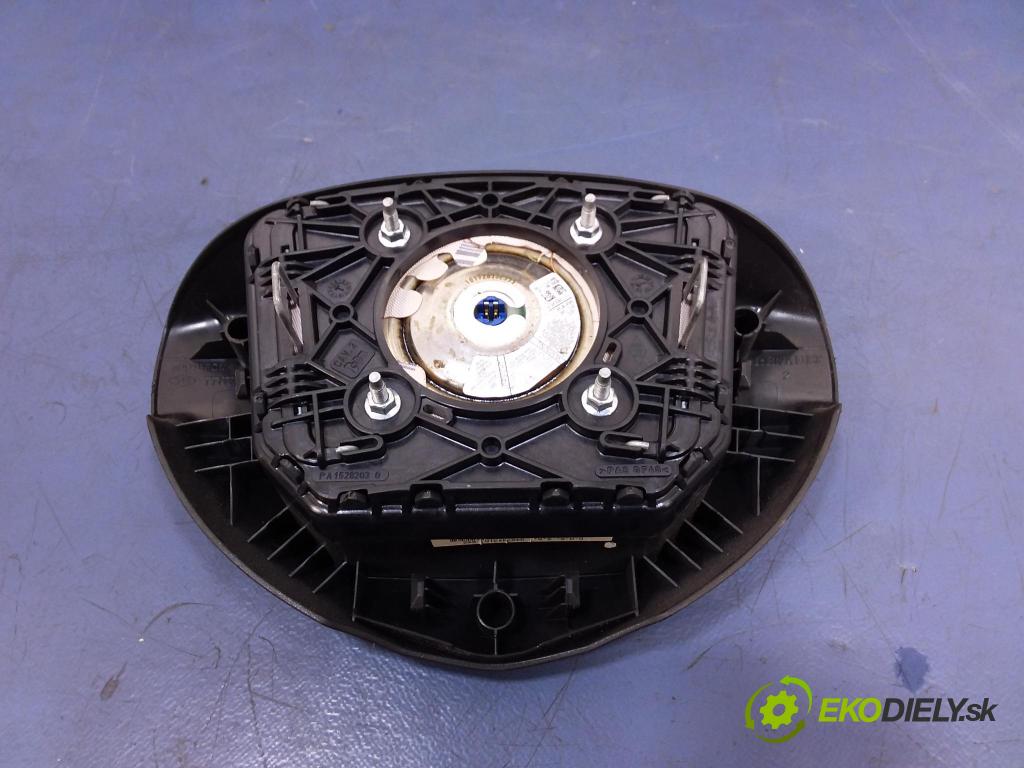 Dacia Duster 2010 kokpit,pristrojová doska Distribúcia: 8200739435