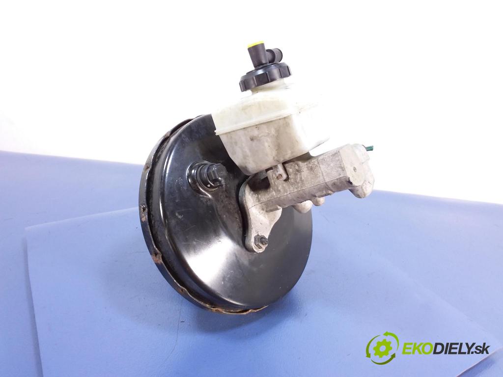 Dacia Duster 2010 servo Brzdní: 472107379R