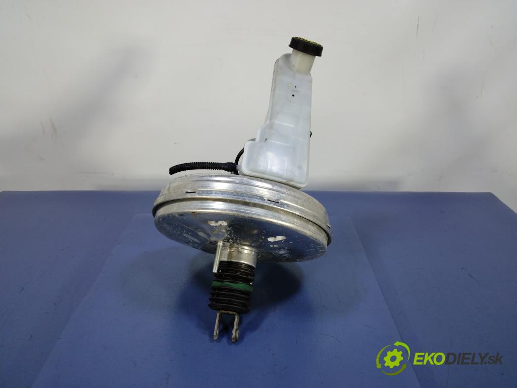 Mercedes B-klasa 2011 servo Brzdní: A2464300230