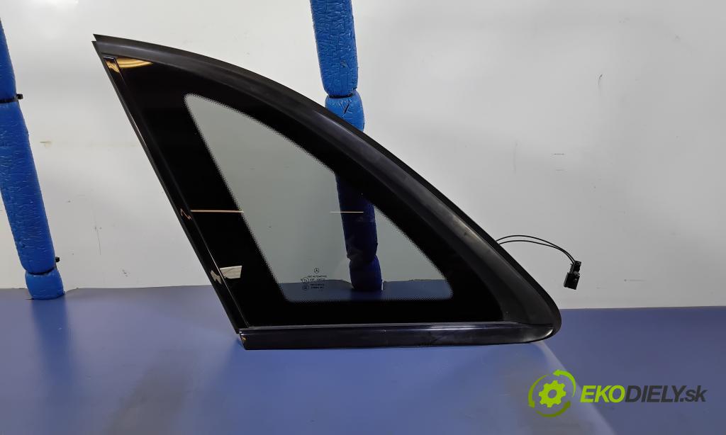 Mercedes B-Klasa 2011 sklo Karoséria: zad