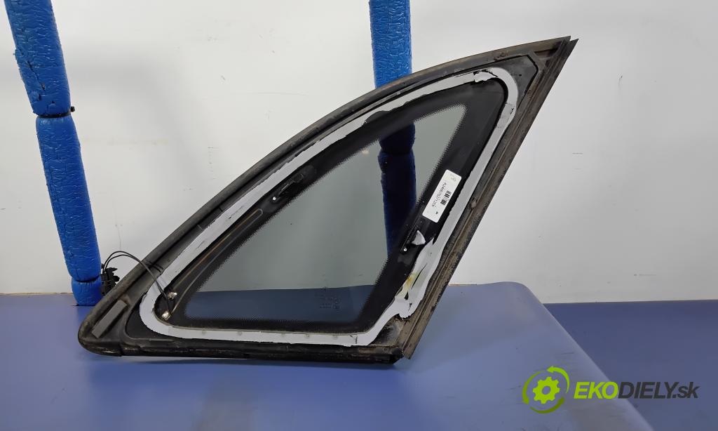 Mercedes B-Klasa 2011 sklo Karoséria: zad