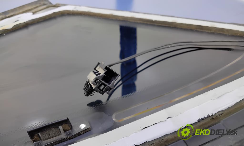 Mercedes B-Klasa 2011 sklo Karosérie: Zad: 