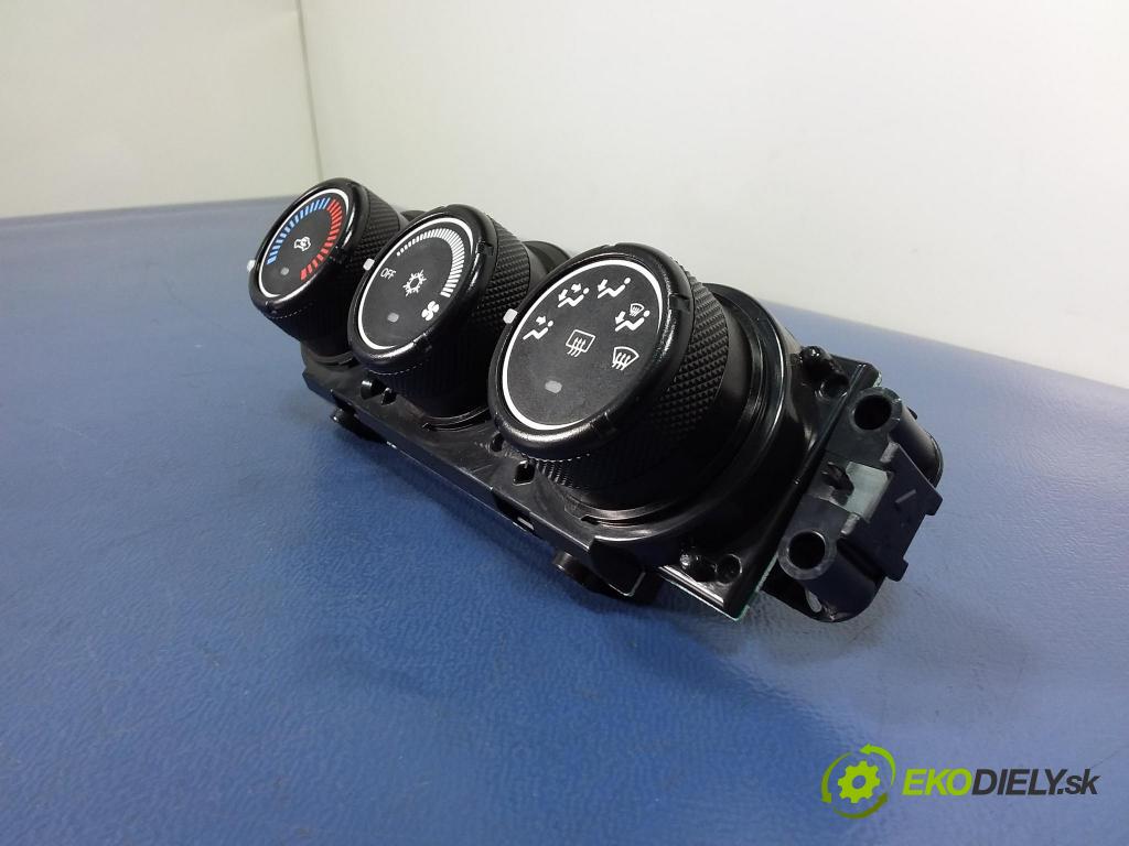 Mitsubishi Lancer 2008 Prepínač: Klimatizácia: Prúd vzduchu: 7820A116XA