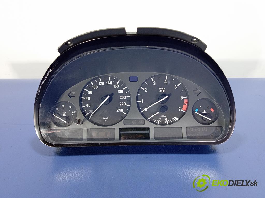 Bmw Seria 5 1996 prístrojovka/ budíky 8372354