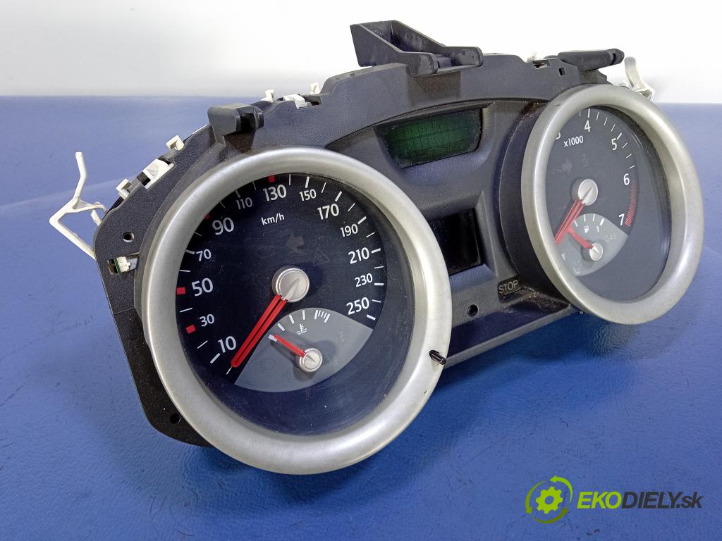 Renault Megane 2005 prístrojovka/ budíky 8200364029