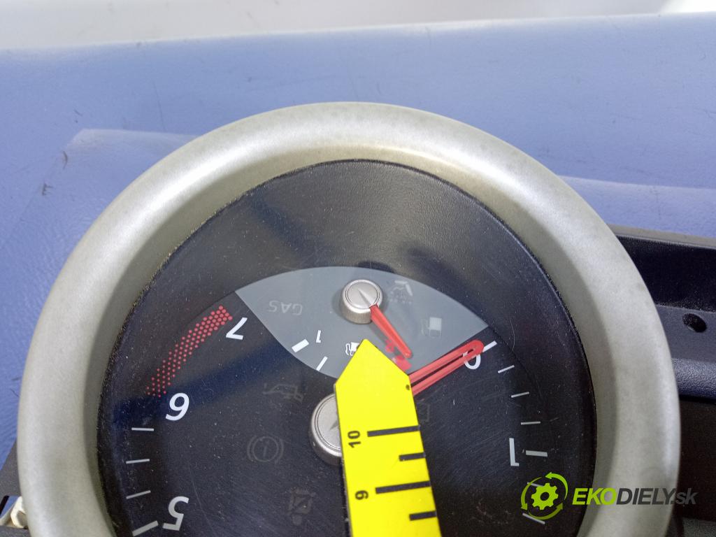 Renault Megane 2005 prístrojovka/ budíky 8200364029