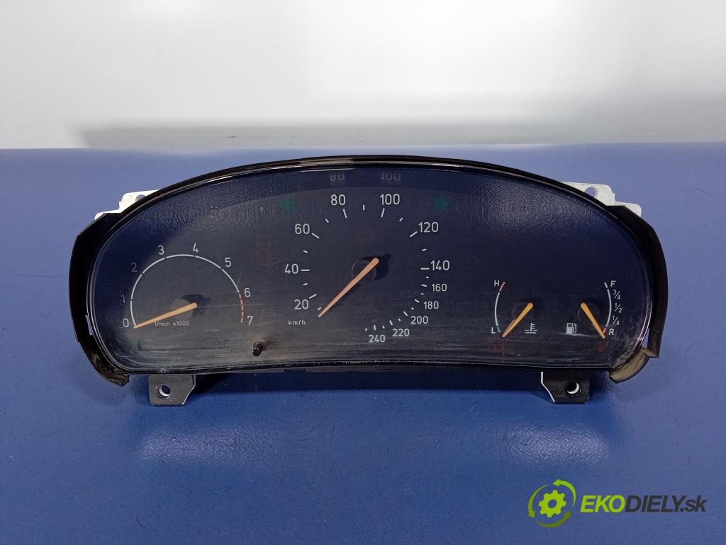 Saab 9-5 1997 prístrojovka/ budíky 4873600